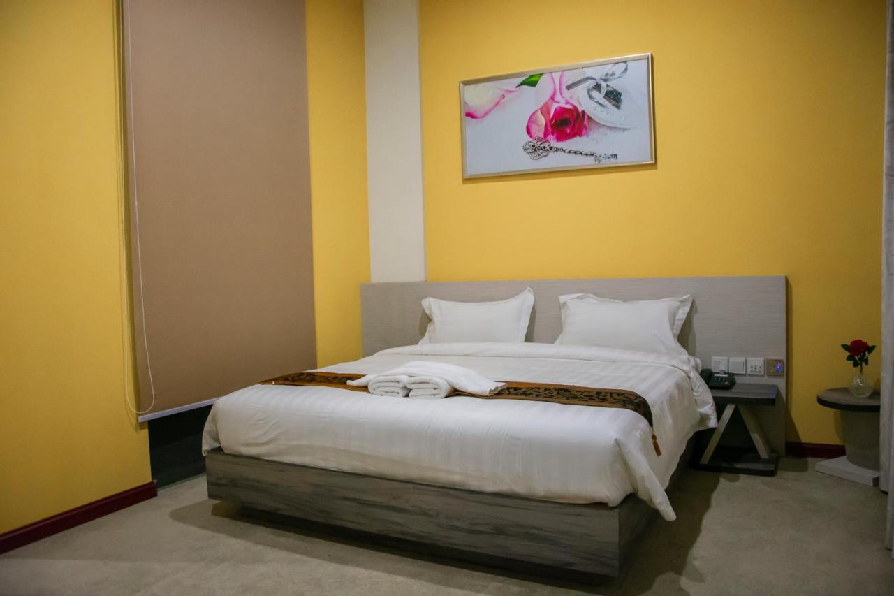 Green Rose Hotel Batam Exterior foto
