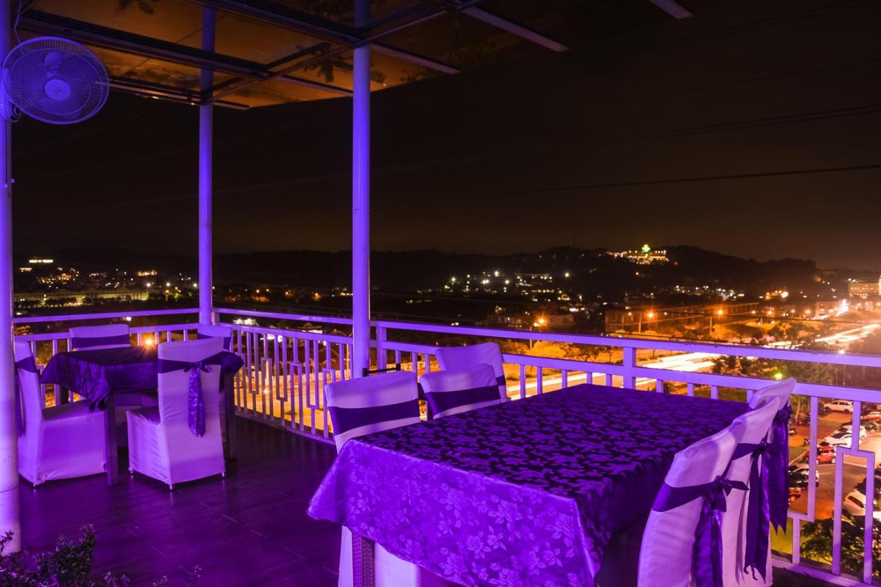 Green Rose Hotel Batam Exterior foto